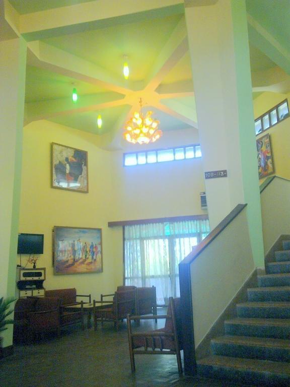 Hotel Bharatpur Ashok エクステリア 写真