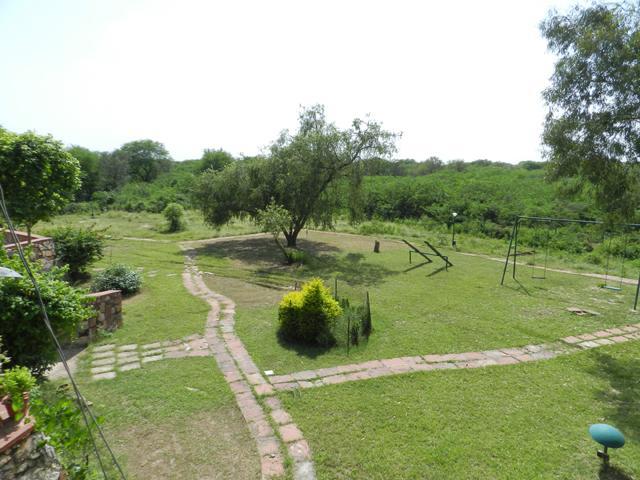 Hotel Bharatpur Ashok エクステリア 写真